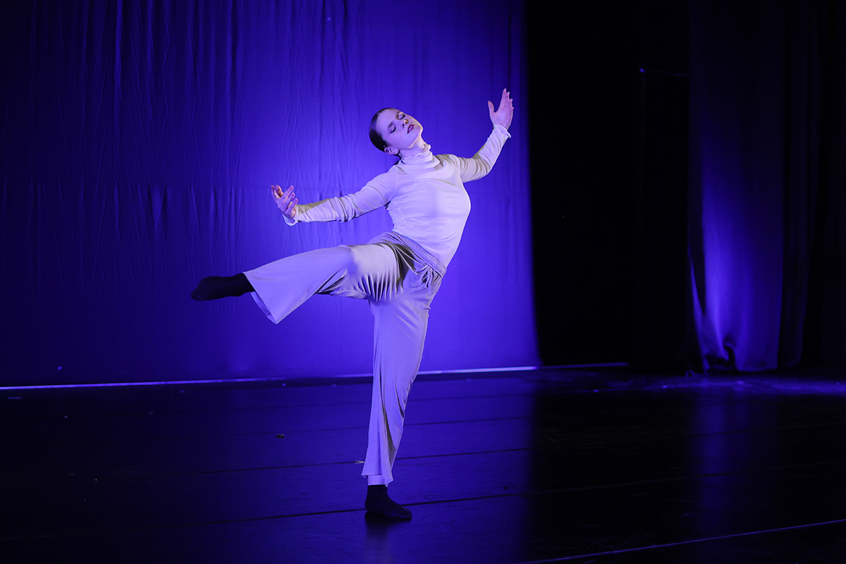 1200_246A1610_crop.jpg