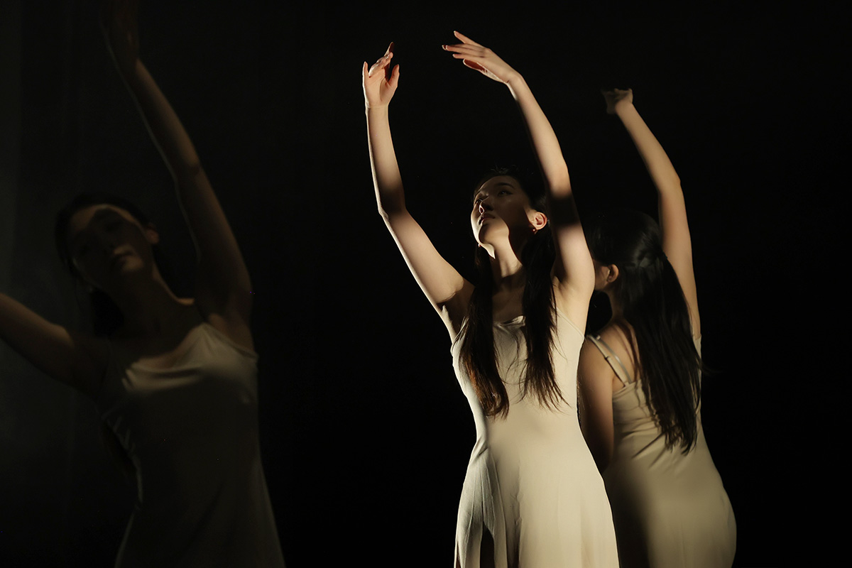 1200px_246A3328_crop.jpg