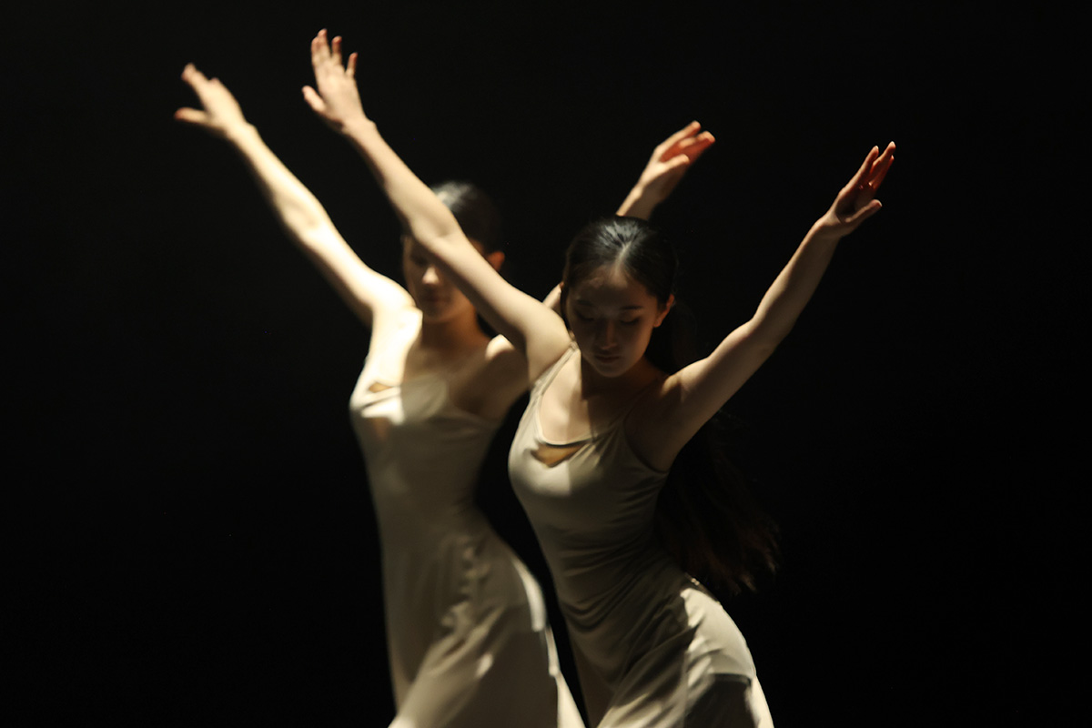 1200px_246A3481_crop.jpg